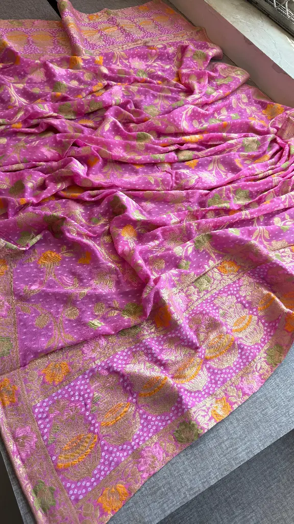 Exquisite Banarasi Dupattas (Pink)