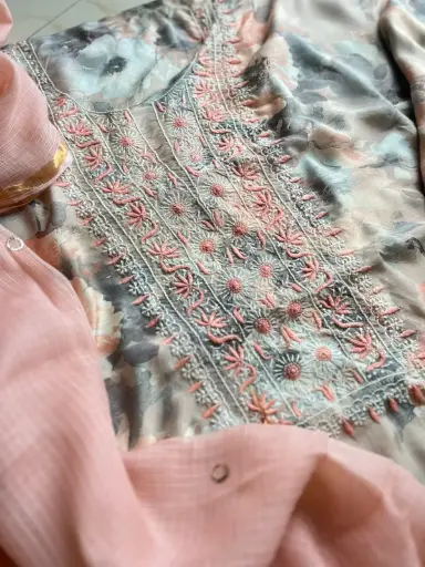 Pastel Beauty Suit